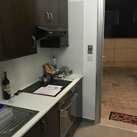 Purple Apple Apartment Geroskipou